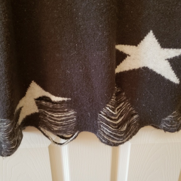 Sweater - Picture 3 of 3